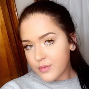 Meet your Posher, Hailey